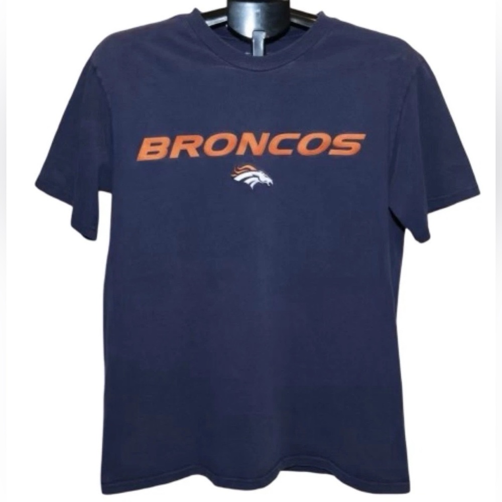 Denver Broncos Navy Blue T Shirt Embroidered Logo Medium